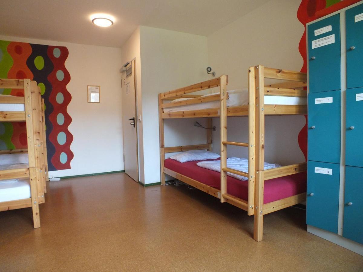Max Hostel Бонн Екстер'єр фото
