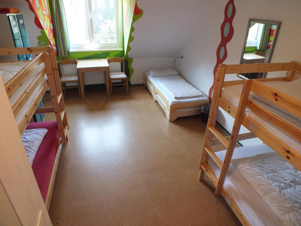 Max Hostel Бонн Екстер'єр фото
