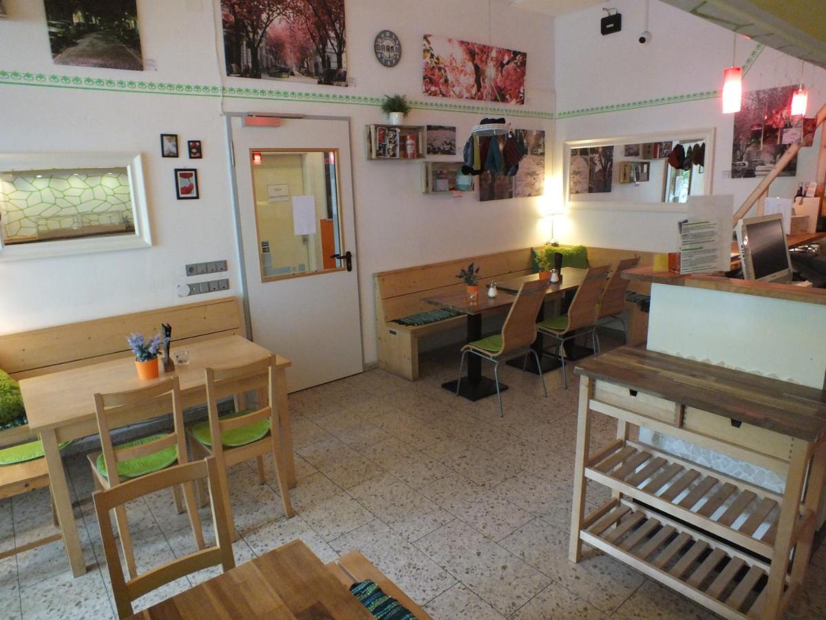 Max Hostel Бонн Екстер'єр фото